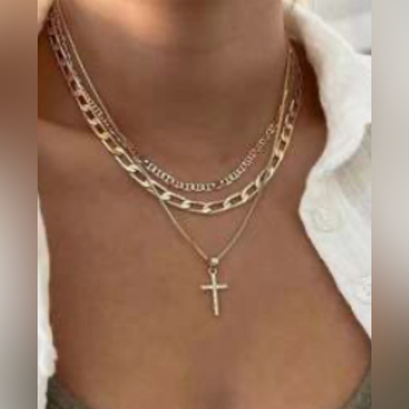 🌴Multilayer Stacked Personalized Fully Crystal Cross Pendant Necklace - Picture 1 of 2